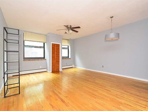 4th image of 8410 101st St APT 2N