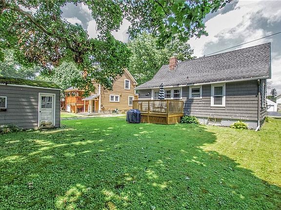 3rd image of 48 Clyde Ave