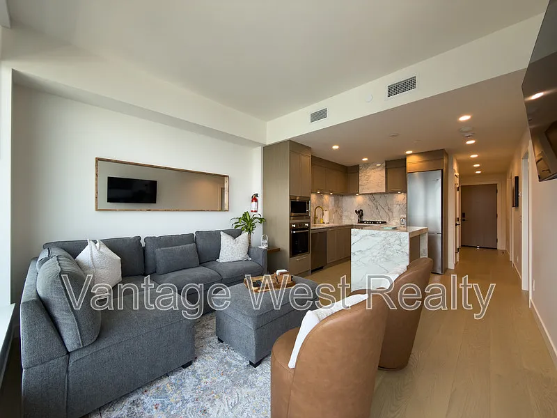 2 bed, 2.0 bath, $3,000 — Photo 1