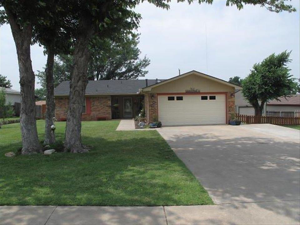 1st image of 7811 Sombrero Dr