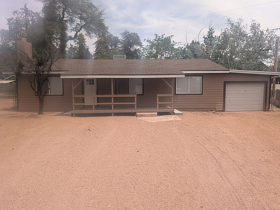 5th image of 304 W Roundup Rd