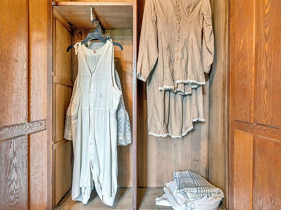 36th image of this home