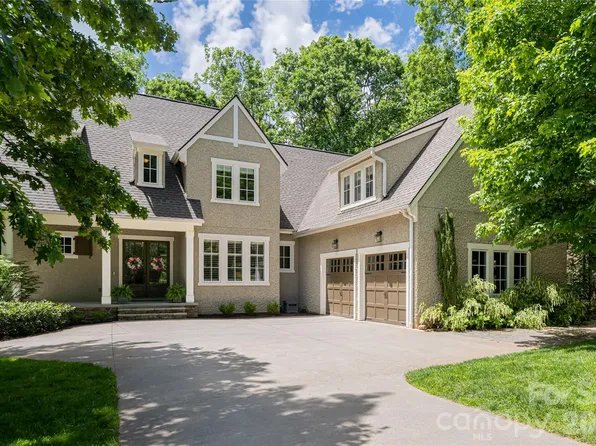 20 E Owl Creek Ln, Fairview, NC 28730