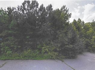 102 B St, Morganton, NC 28655