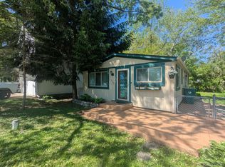 3180 Mapledale St, Commerce Township, MI 48382