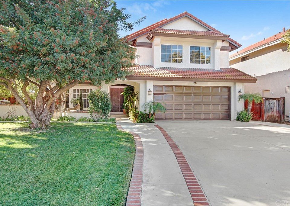 1st image of 24545 Tuscola Cir