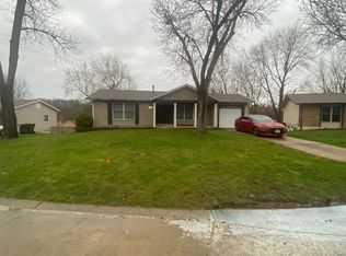 143 Birchleaf Dr, Saint Peters, MO