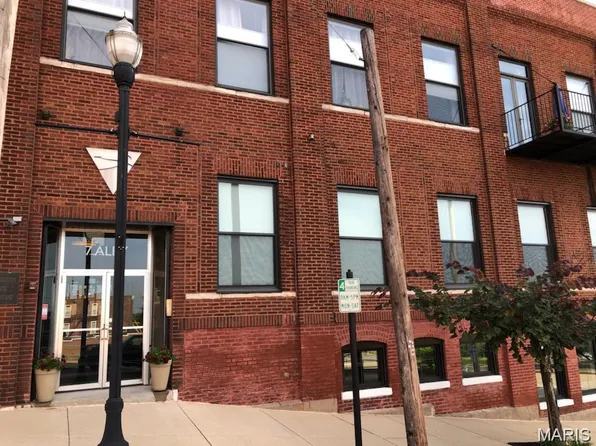 7 Alby St APT 9, Alton, IL 62002