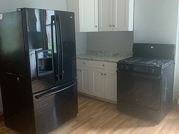 2nd image of 61 Juergens Ave