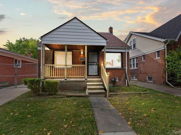 9353 Courville St, Detroit, MI 48224