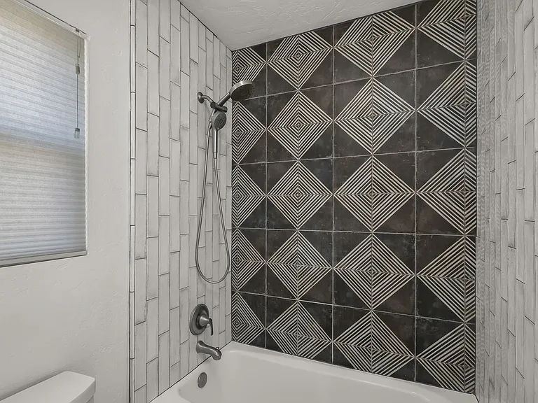 4804 Biona Dr — Photo 28