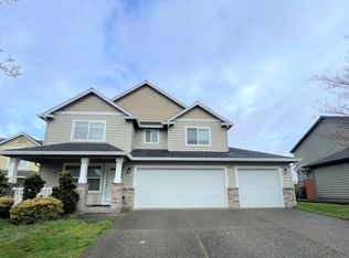 821 N Raven Dr, Ridgefield, WA 98642