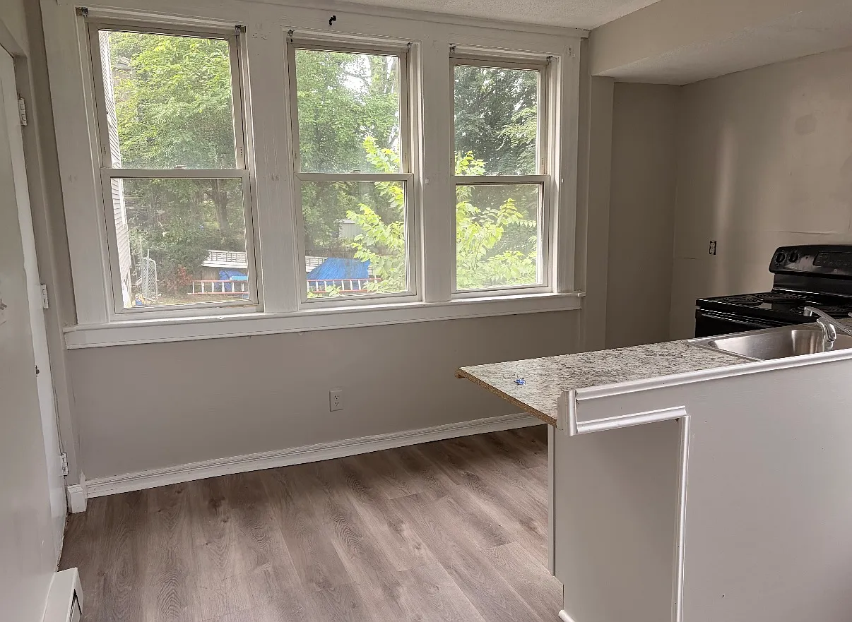1 bed, $1,100 — Photo 1