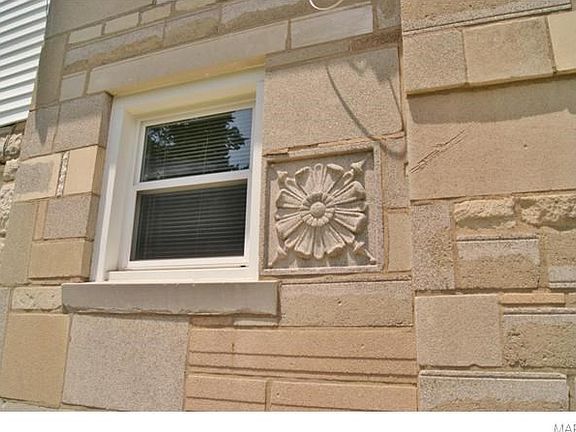 5th image of 4840 Oldenburg Ave