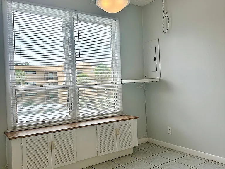2617 Cove Cay Dr #1-311 — Photo 10