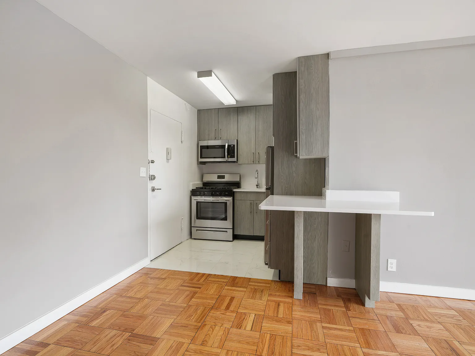 Maple Gardens — Photo 2