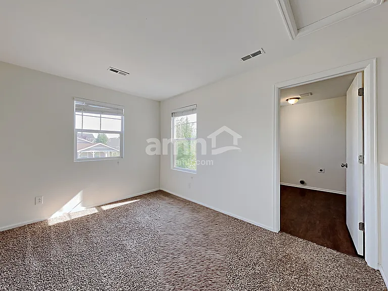 853 Willow Dr — Photo 9