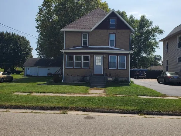 472 Clark St, South Beloit, IL 61080