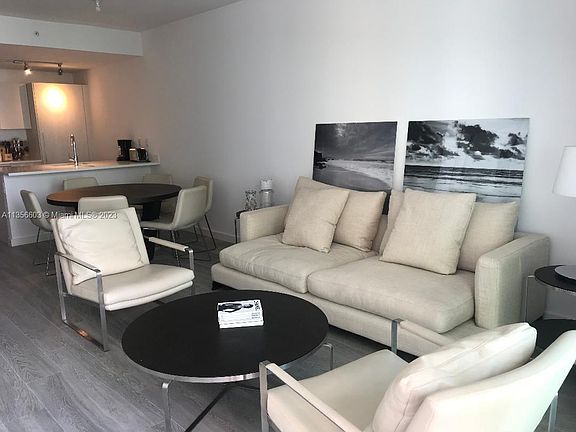 4th image of 501 NE 31st St Unit 3103