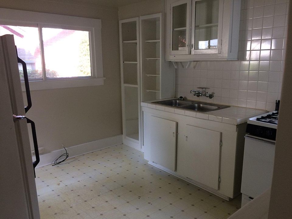 1st image of 130 W Ortega St #2