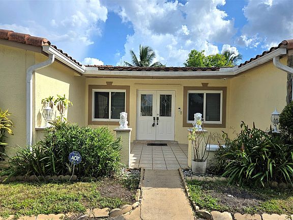 3rd image of 4600 NW 39th Street