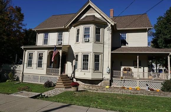 1st image of 73 McMaster St