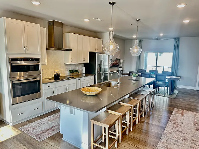1253 S Blount St #201 — Photo 6