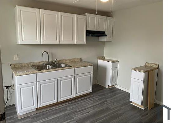 2nd image of 1196 26th Ave