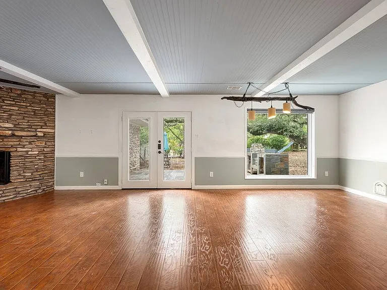 1003 Minda Dr — Photo 17