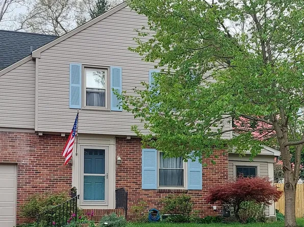 1562 Clover Ln, York, PA 17403