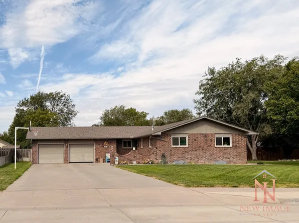 2707 Rock Rd, Garden City, KS 67846