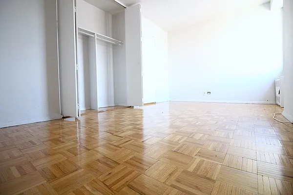 Rented by Corcoran | media 21