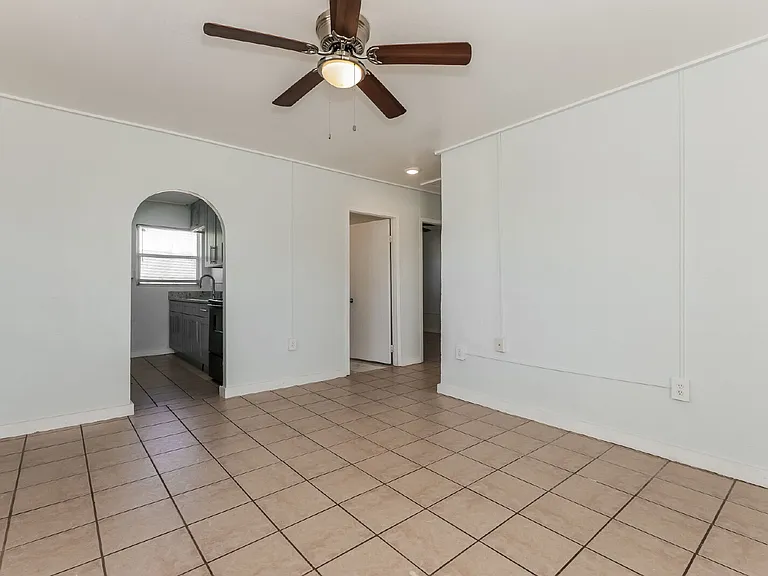 315 D St #2 — Photo 5