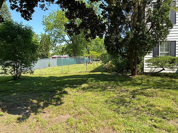 4th image of 1285 Grange Hall Rd