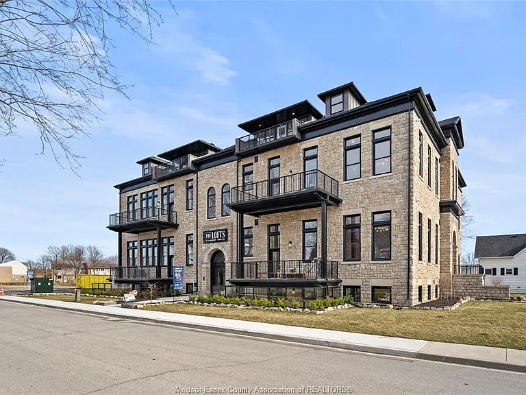 247 Brock St #404 — Photo 26