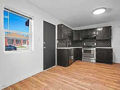 4th image of 1018 Brown St #A