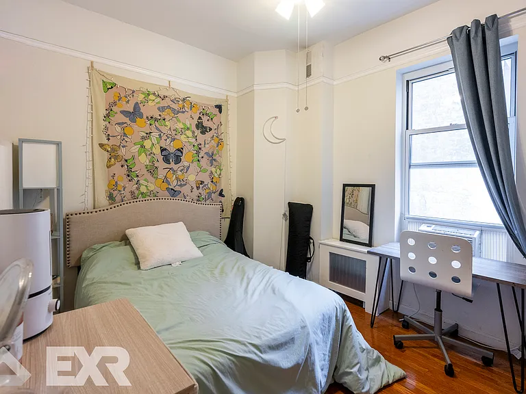 215 W 116th St #5C — Photo 6