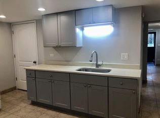 219 W Quincy St #G, Riverside, IL 60546