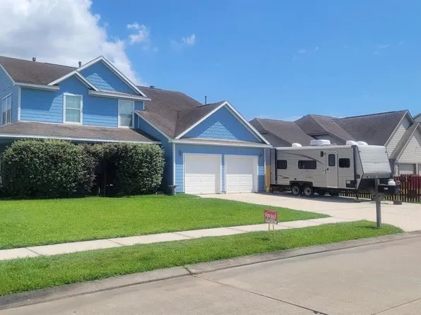 11827 Eagle Ridge Dr, Mont Belvieu, TX 77535