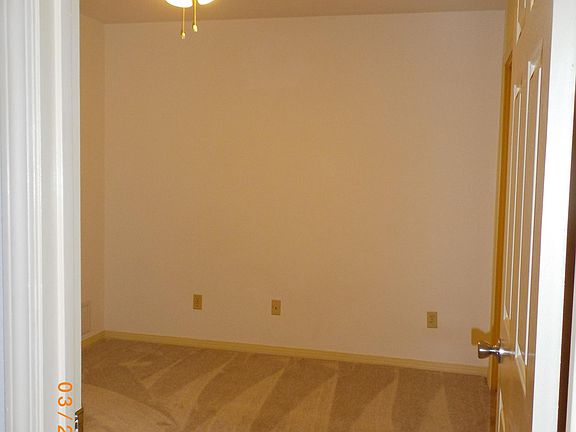 5th image of 3330 Sugartree St