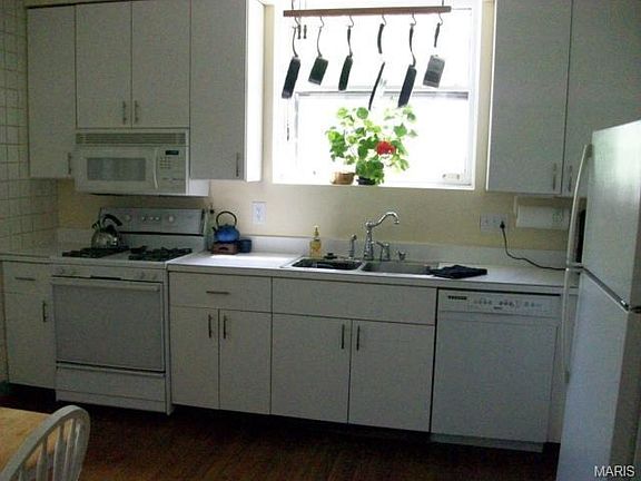 5th image of 4617 Magnolia Ave