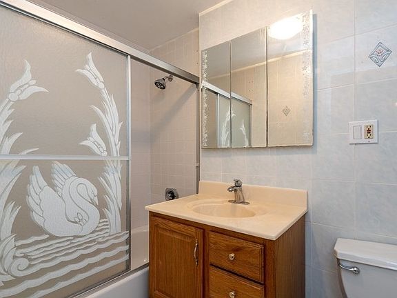 5th image of 43 Van Wagenen Ave APT 4G