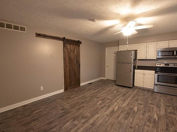 3rd image of 1821 Amarillo Dr
