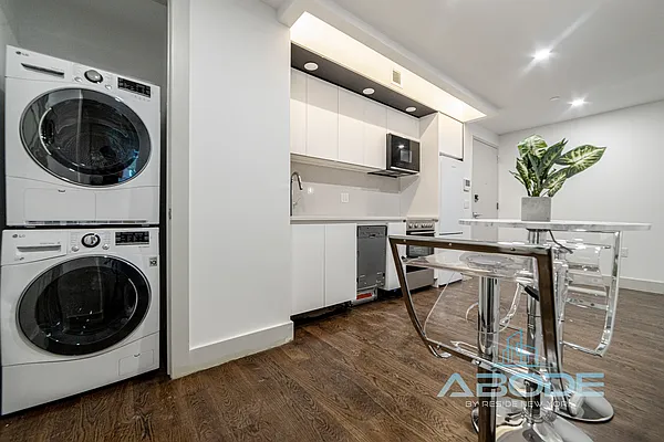 Rented by Reside New York | media 5