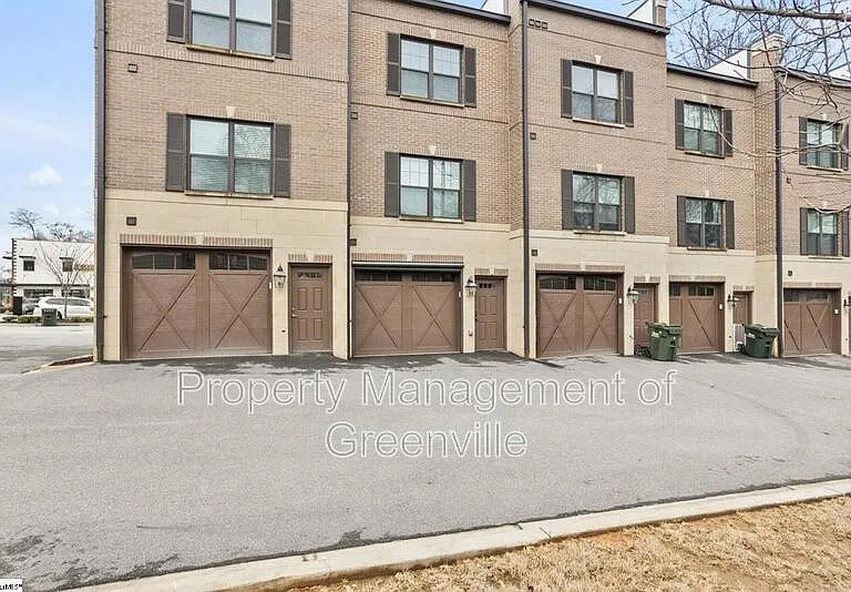 1505 E North St #2101 — Photo 10