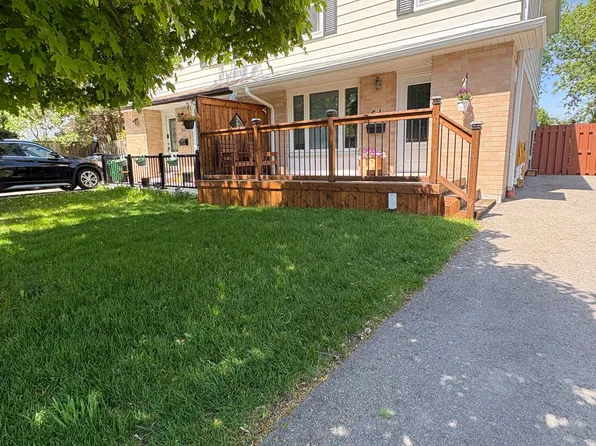 64 Greenbriar Rd, Brampton, ON L6S 2A5
