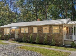 518 Buttonwood Dr, Hillsborough, NC 27278