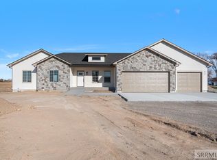 864 E 1200 N, Shelley, ID 83274