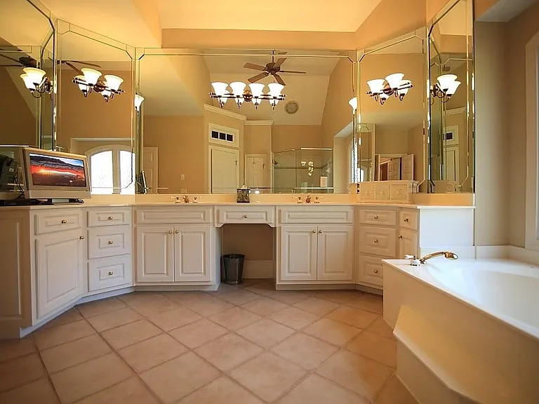 1710 Sugarloaf Club Dr — Photo 24