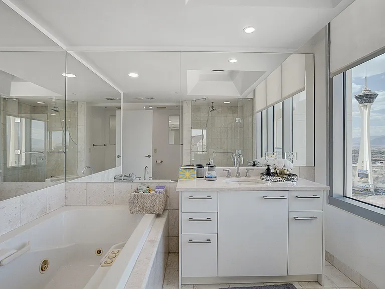 222 Karen Ave #4101 — Photo 21